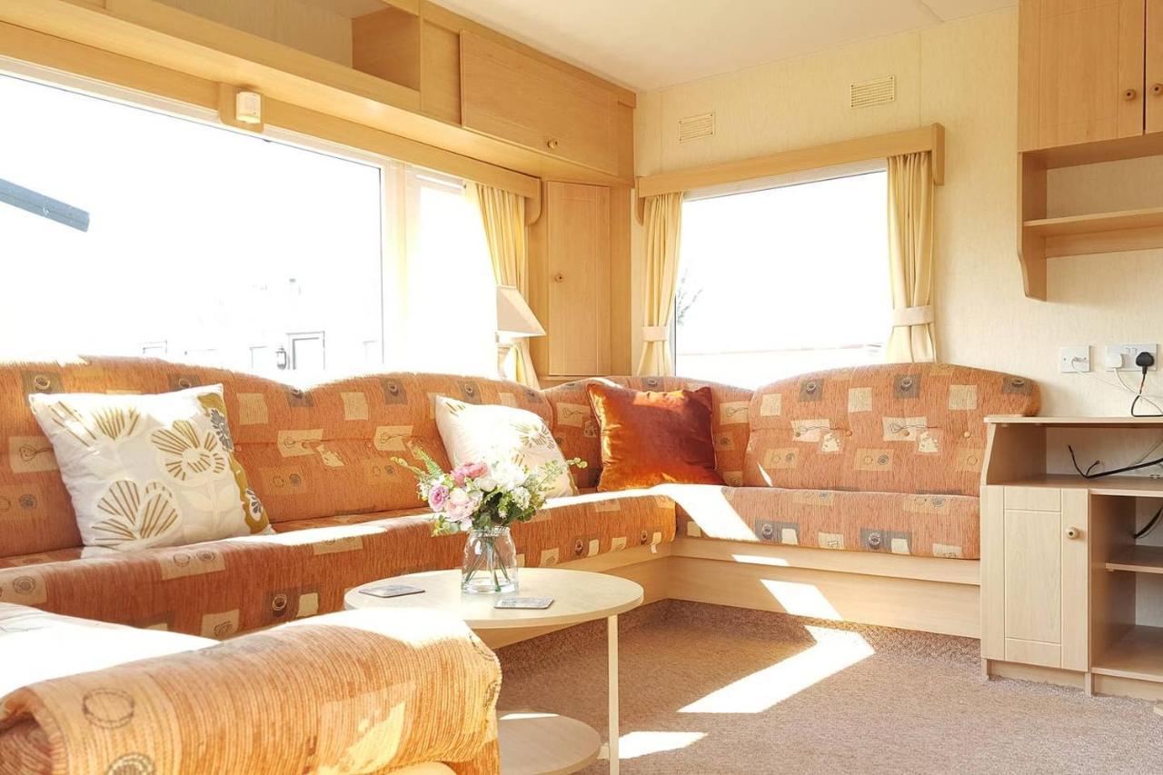 Avocet Holiday Van, Close To Beach - Pets Go Free Heacham Buitenkant foto
