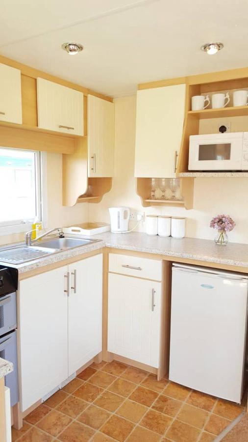 Avocet Holiday Van, Close To Beach - Pets Go Free Heacham Buitenkant foto