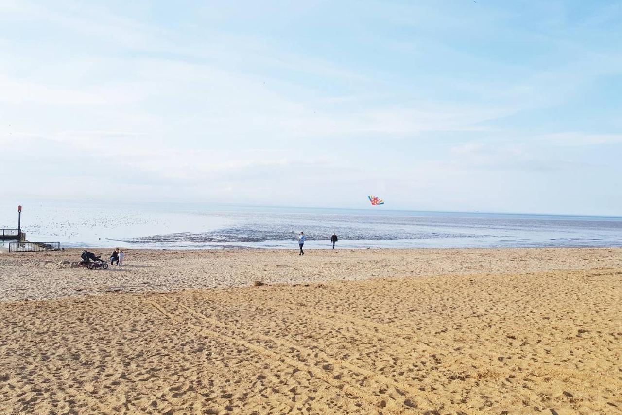 Avocet Holiday Van, Close To Beach - Pets Go Free Heacham Buitenkant foto